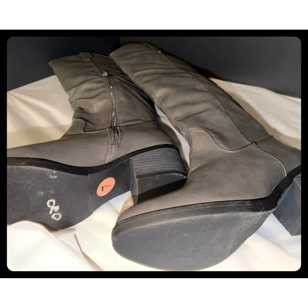 Rampage Rialto Boots Women 7 Gray Faux Leather Knee High Riding Moto